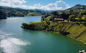 Hermoso apartmento con La mejor vista el peñol guatape